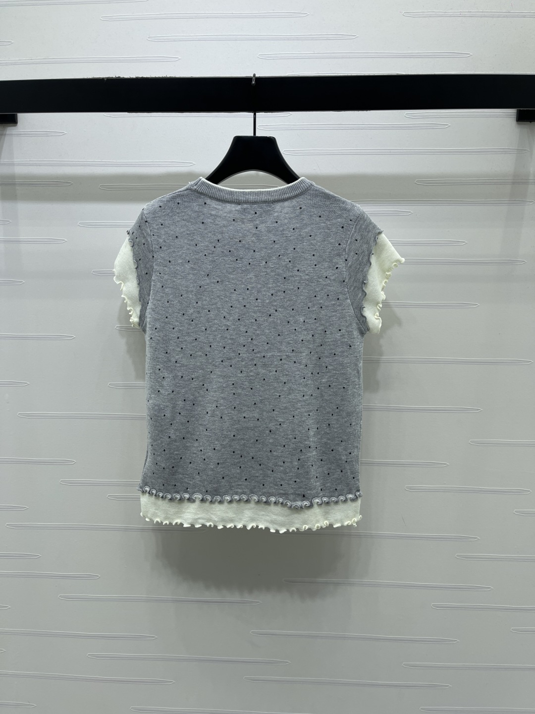 Women's short sleeves